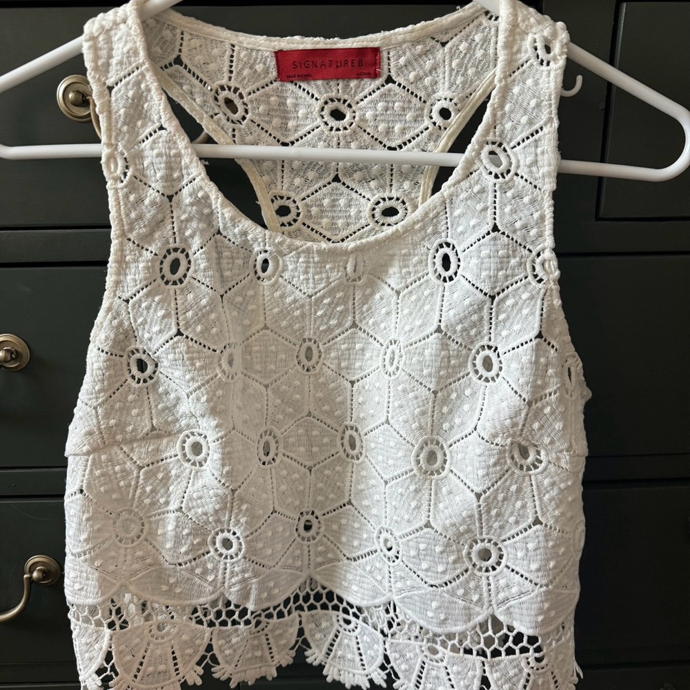 Signature Cream Lace Crop Top